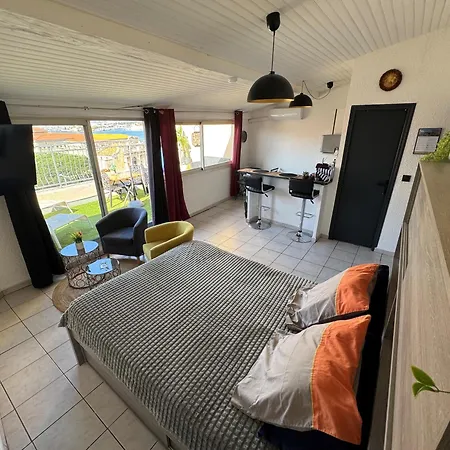 Apartamento En Toit Terrasse - Vue - Grande Terrasse *